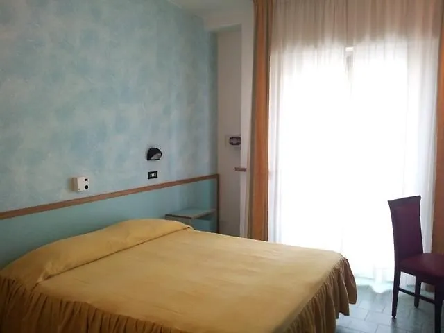 Ξενοδοχείο Garni' Alaska 3*