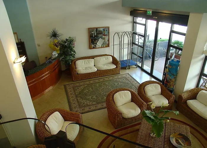 Hotel Garni' Alaska 3*